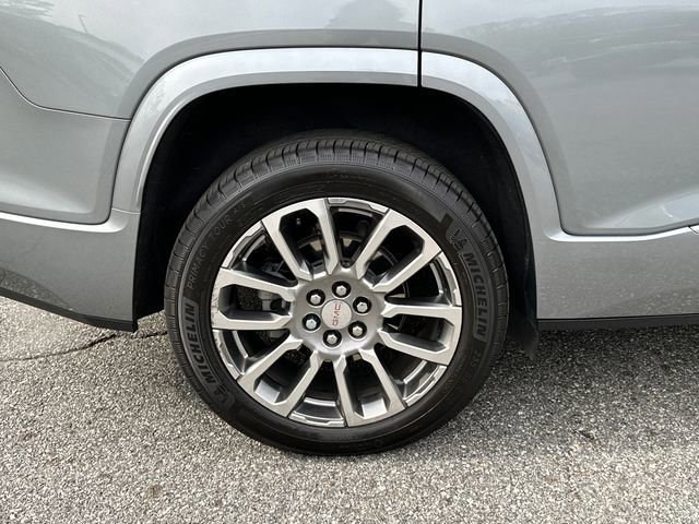 Used 2023 GMC Acadia Denali w/ Denali Technology Package image 17