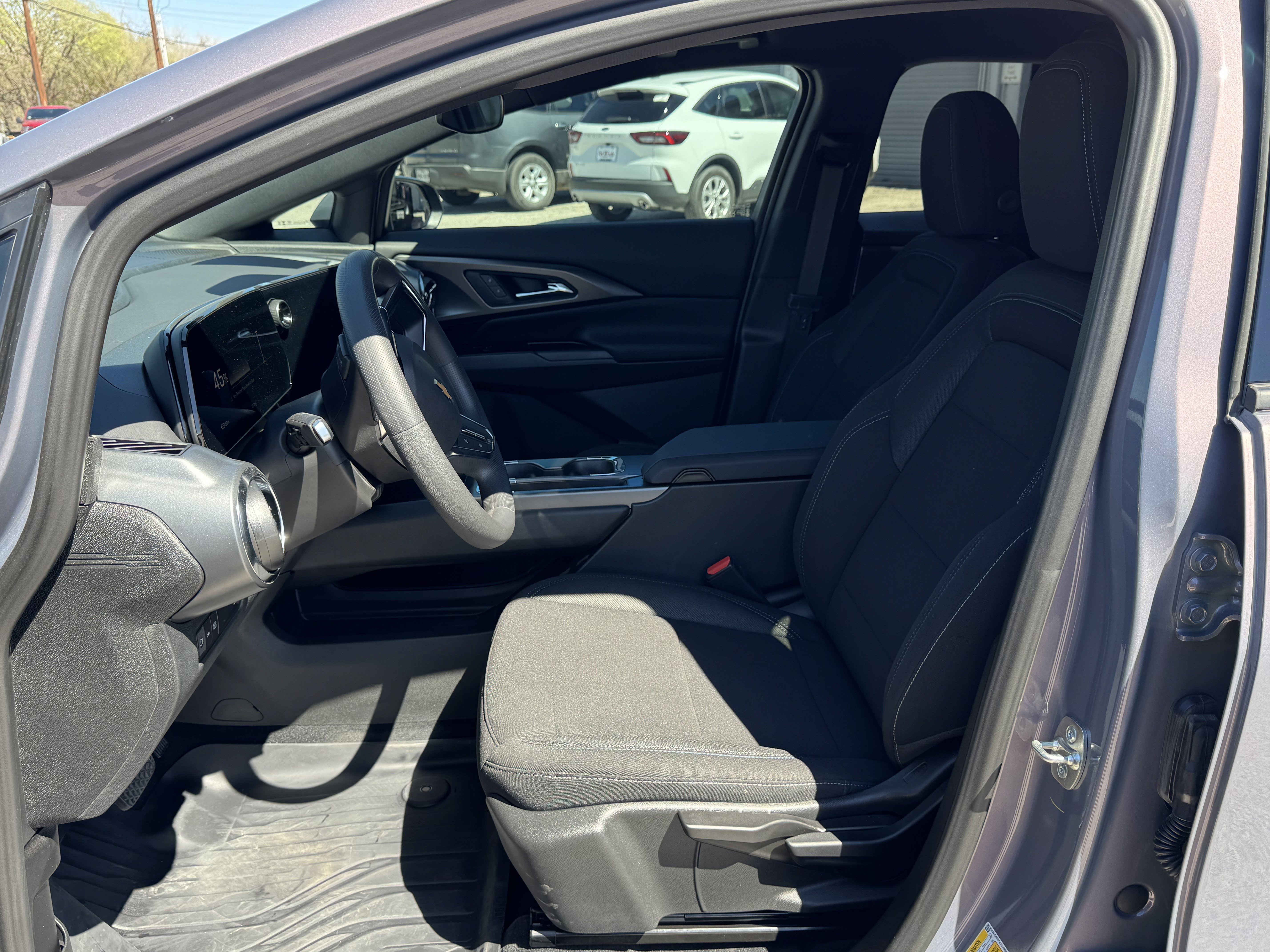 Used 2026 Chevrolet Equinox EV LT image 15