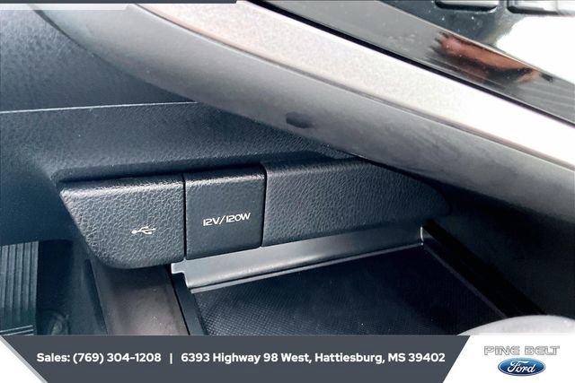 Used 2024 Toyota Camry SE image 22