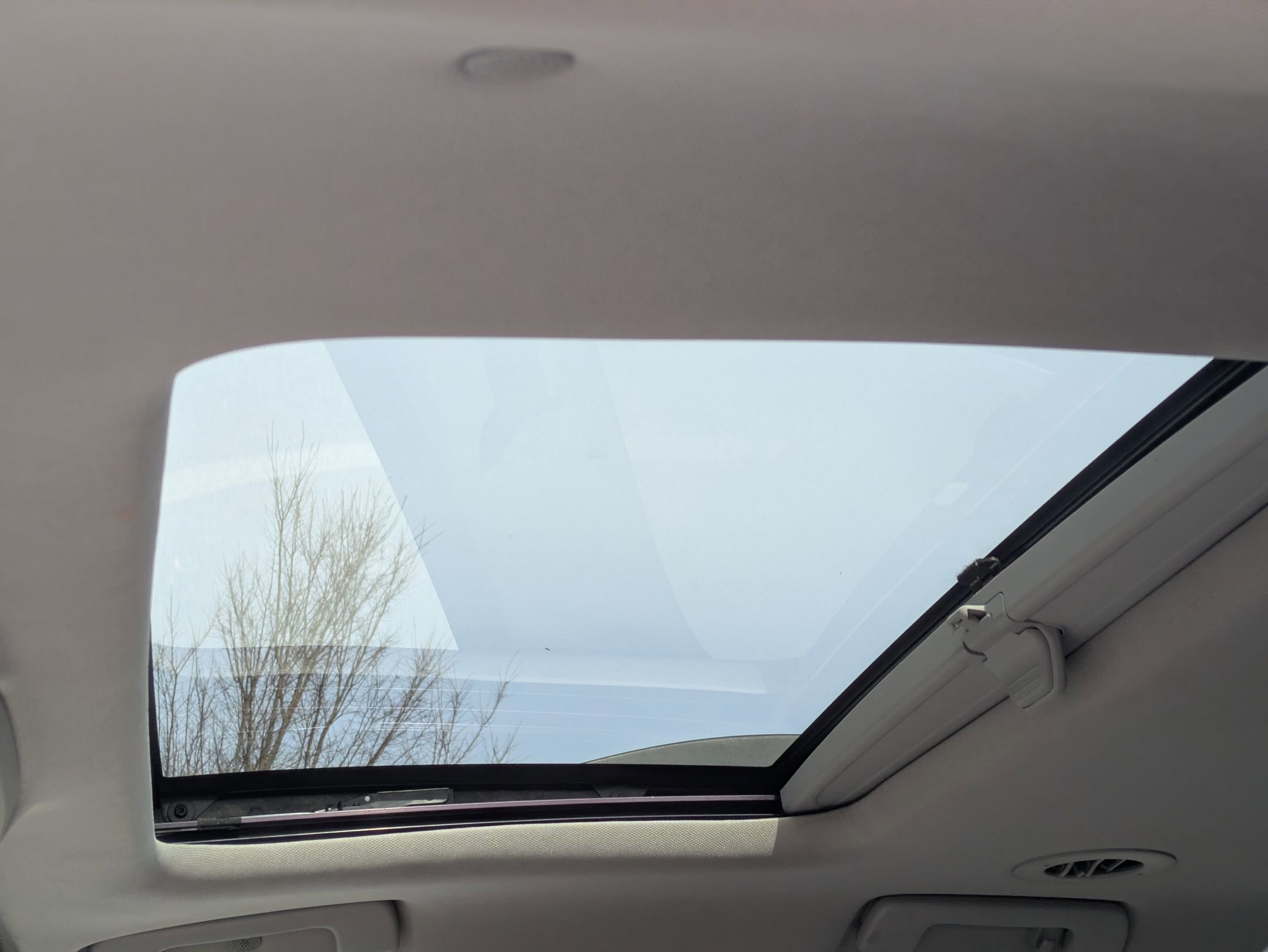 Used 2017 GMC Acadia SLT image 16