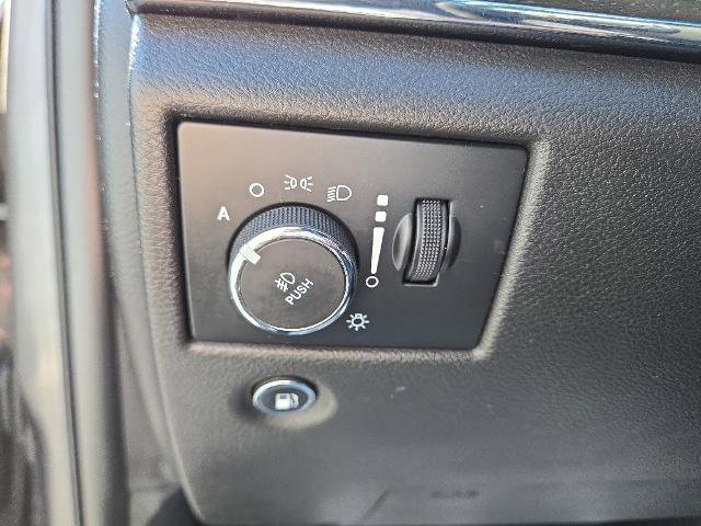 Used 2018 Jeep Grand Cherokee Limited w/ Luxury Group II AWD/4WD image 23