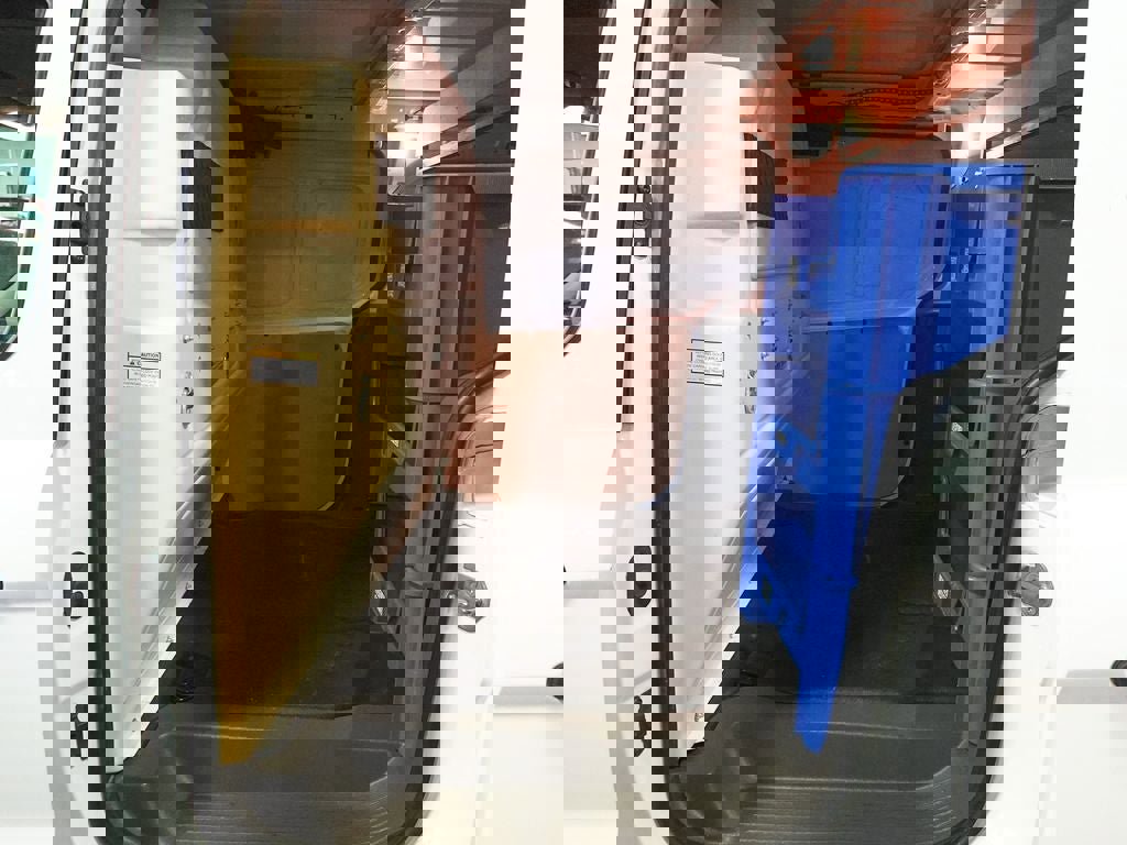 Certified 2022 Ford Transit Connect XL FWD image 20