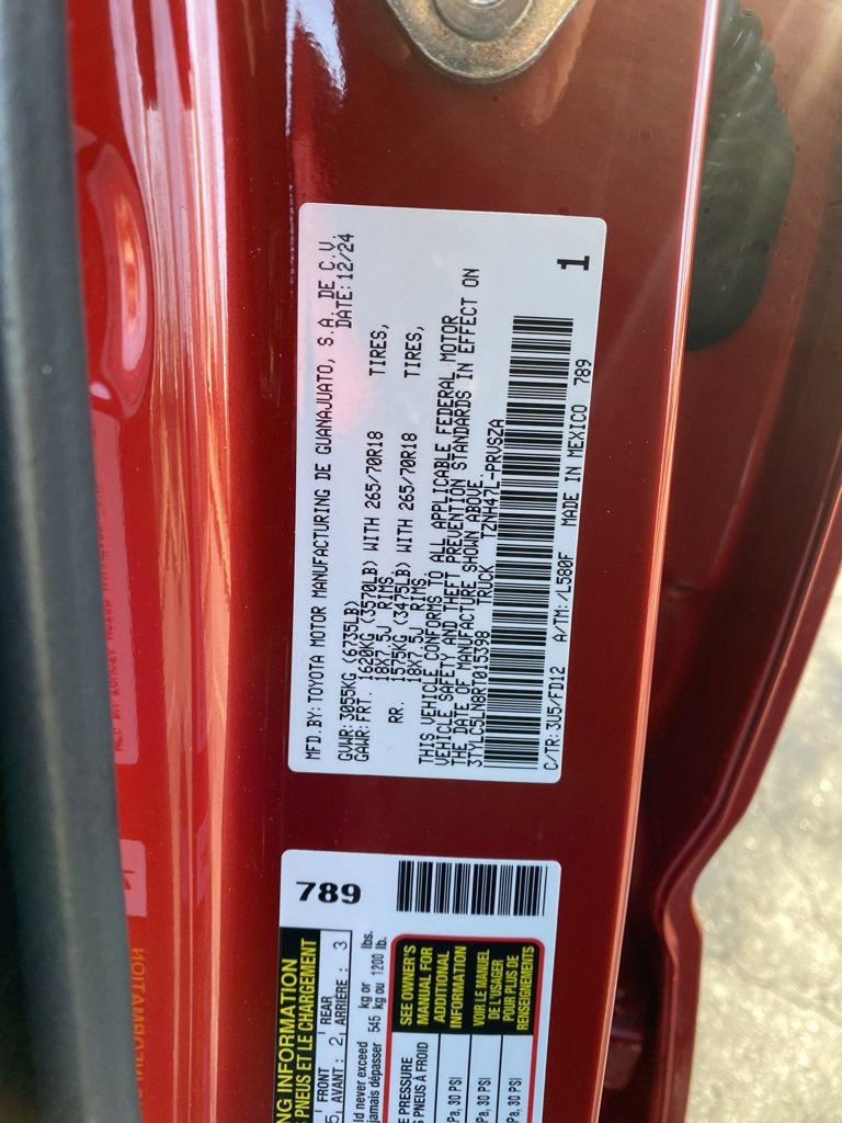 Used 2024 Toyota Tacoma TRD Sport image 14