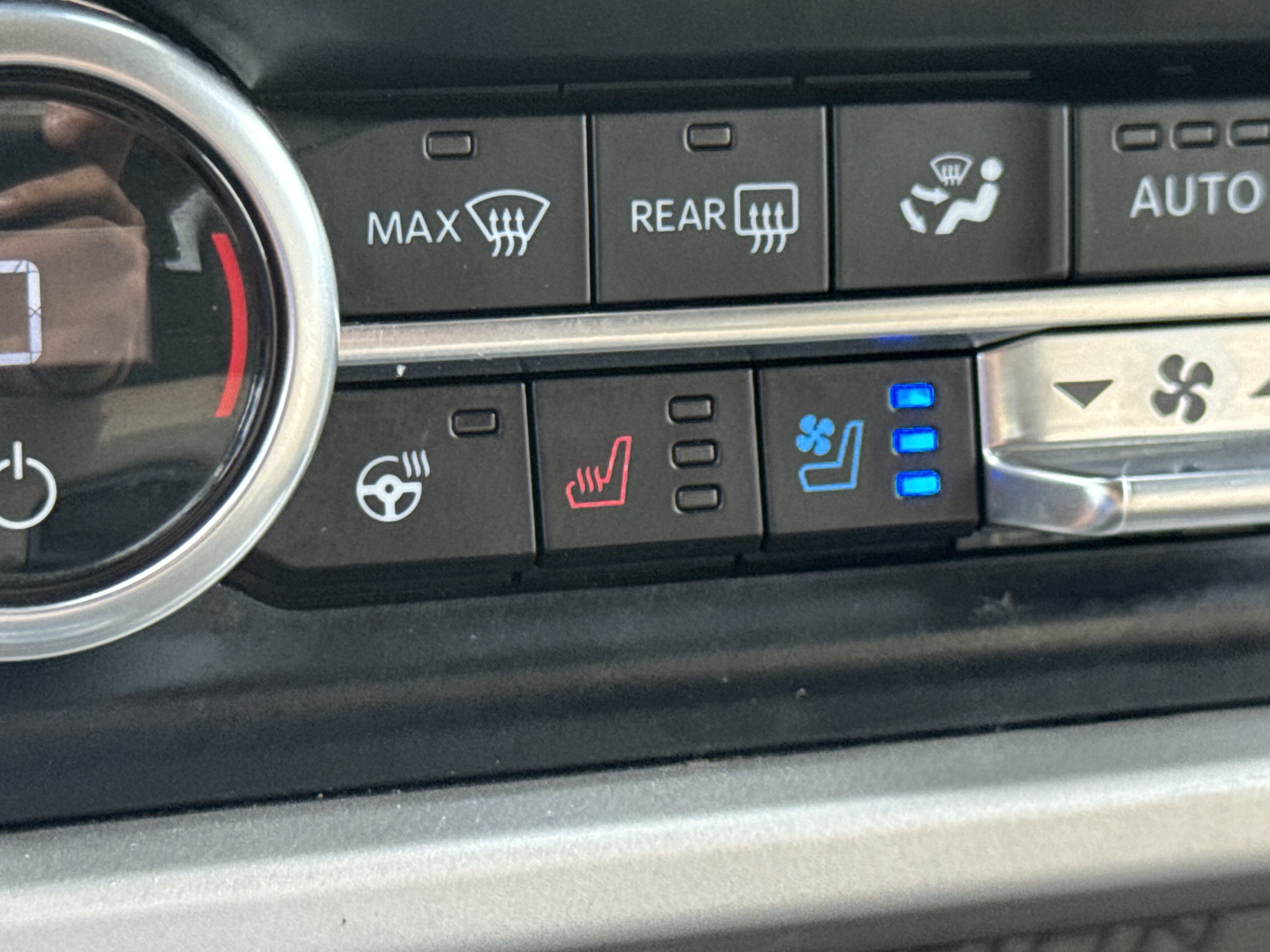 Certified 2024 Ford Expedition Limited RWD image 21