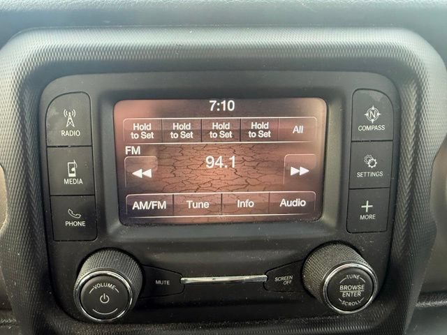 Used 2020 Jeep Gladiator Sport AWD/4WD image 11