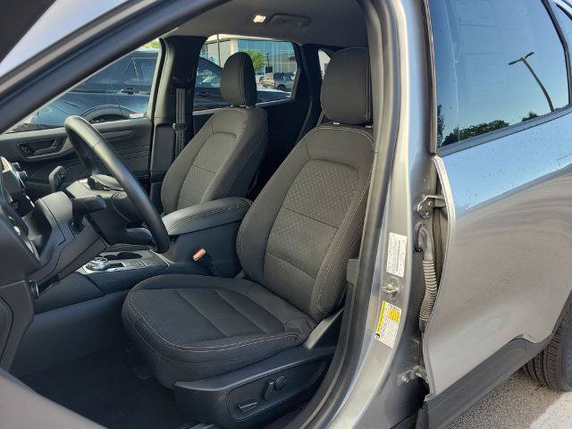 Certified 2024 Ford Escape Active AWD/4WD image 17