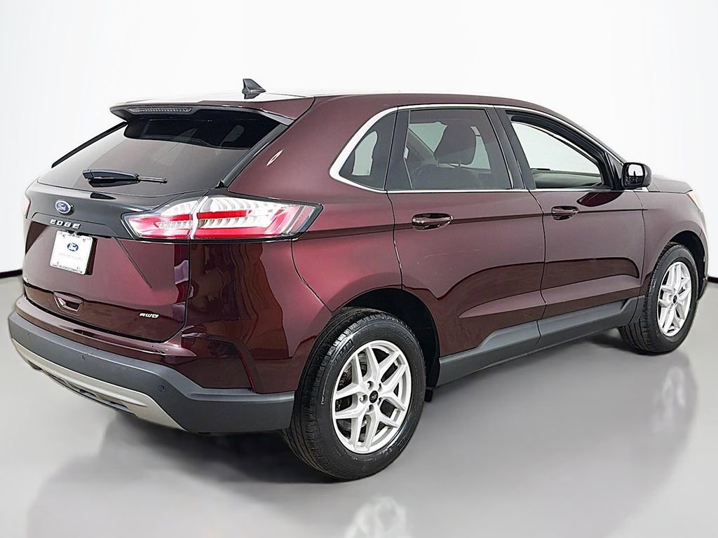 Certified 2023 Ford Edge SEL w/ Convenience Package AWD/4WD image 8