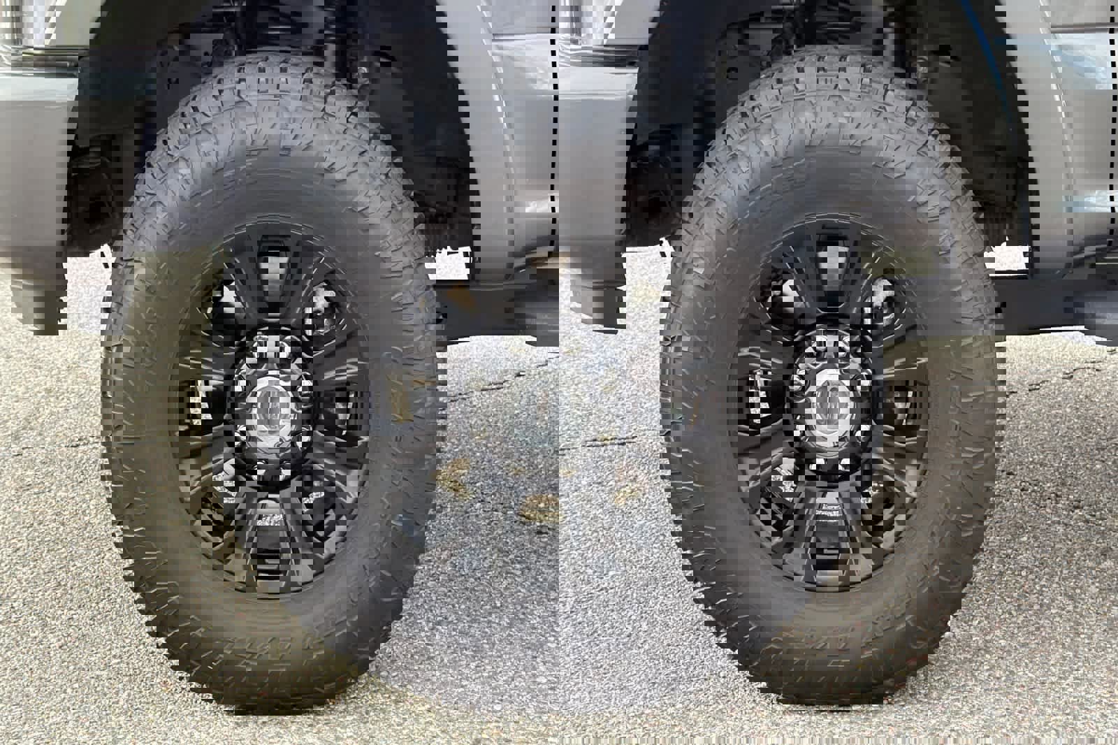 Certified 2020 Ford F350 Lariat image 24