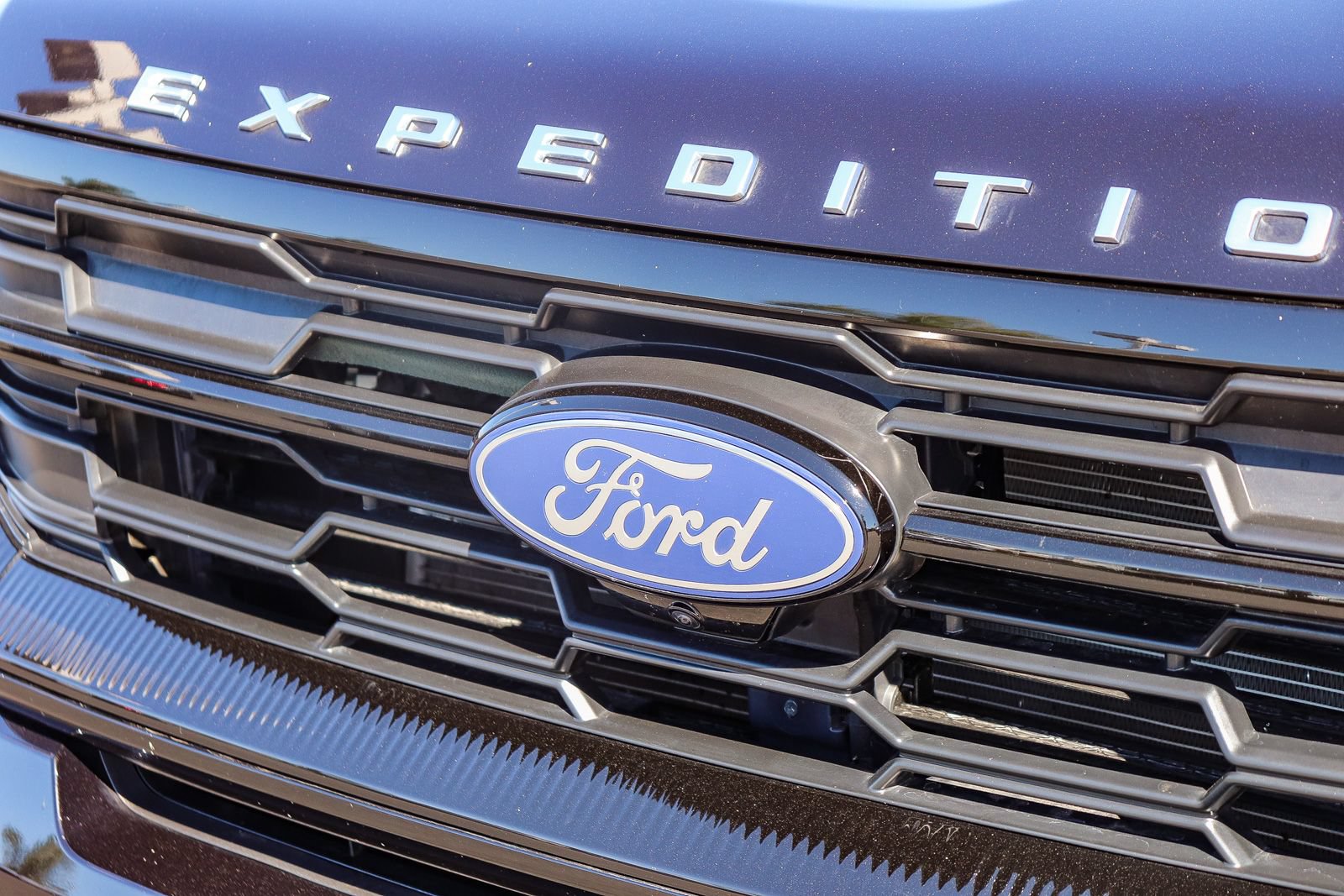 Certified 2025 Ford Expedition Active RWD image 11