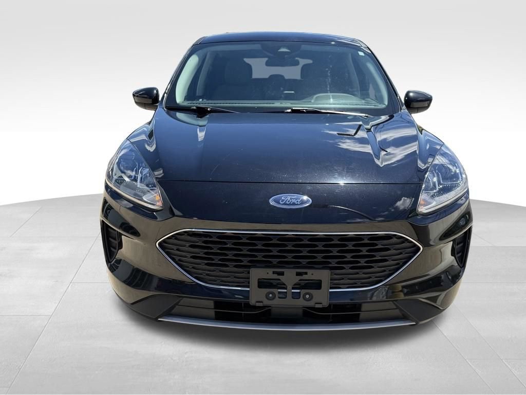 Certified 2021 Ford Escape SE FWD image 3