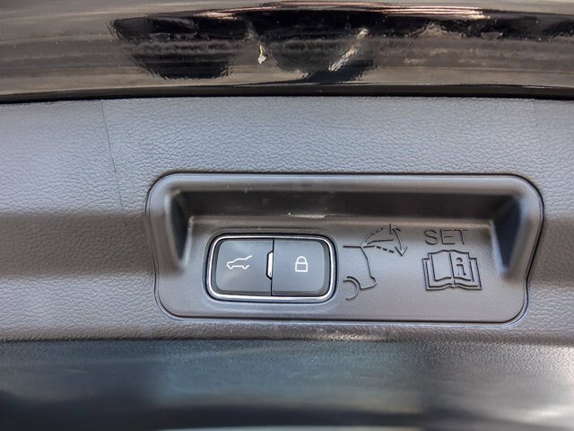 Certified 2025 Ford Explorer ST AWD/4WD image 30