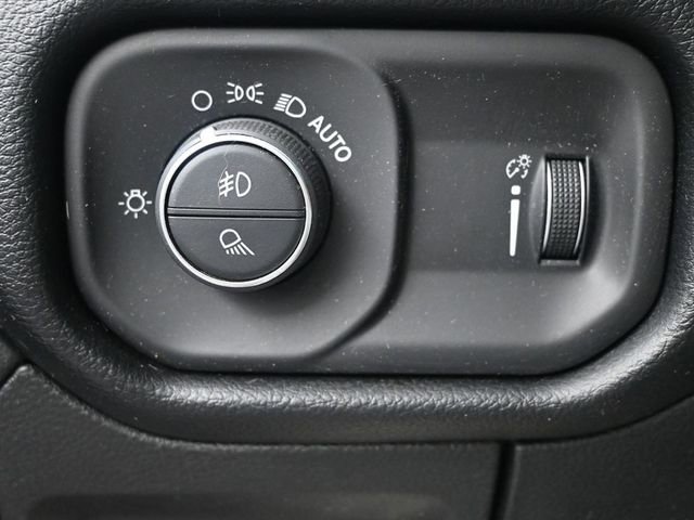 Used 2021 RAM 1500 Big Horn AWD/4WD image 8