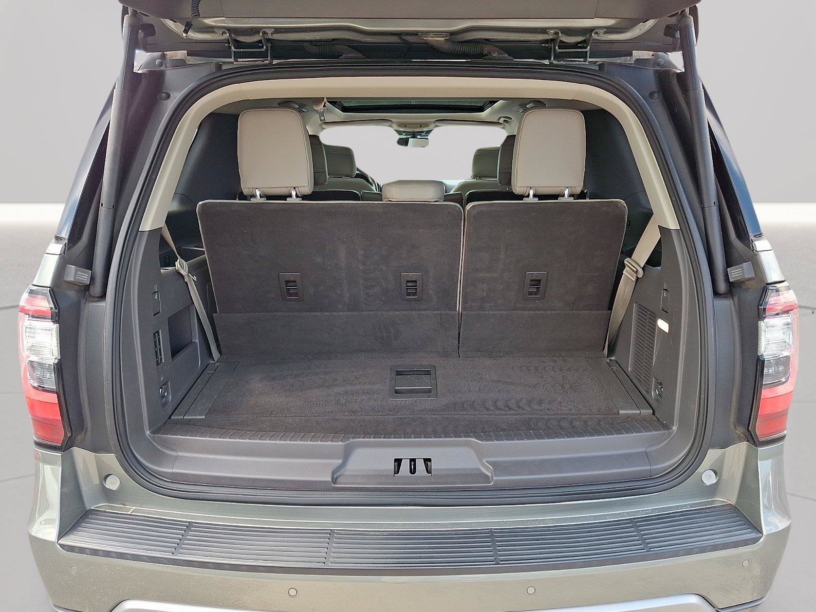 Certified 2019 Ford Expedition Limited w/ Equipment Group 302A AWD/4WD image 28