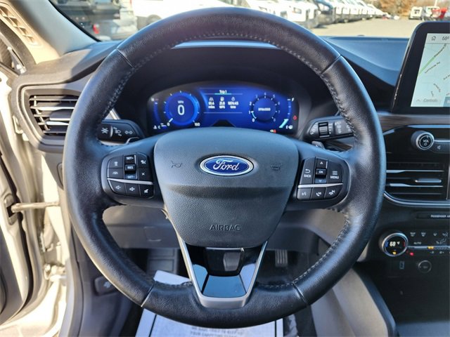 Certified 2020 Ford Escape Titanium image 29
