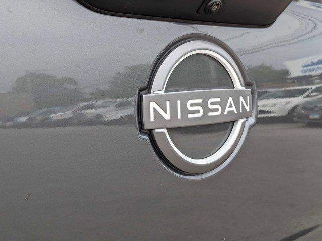 Used 2023 Nissan Titan SV AWD/4WD image 33