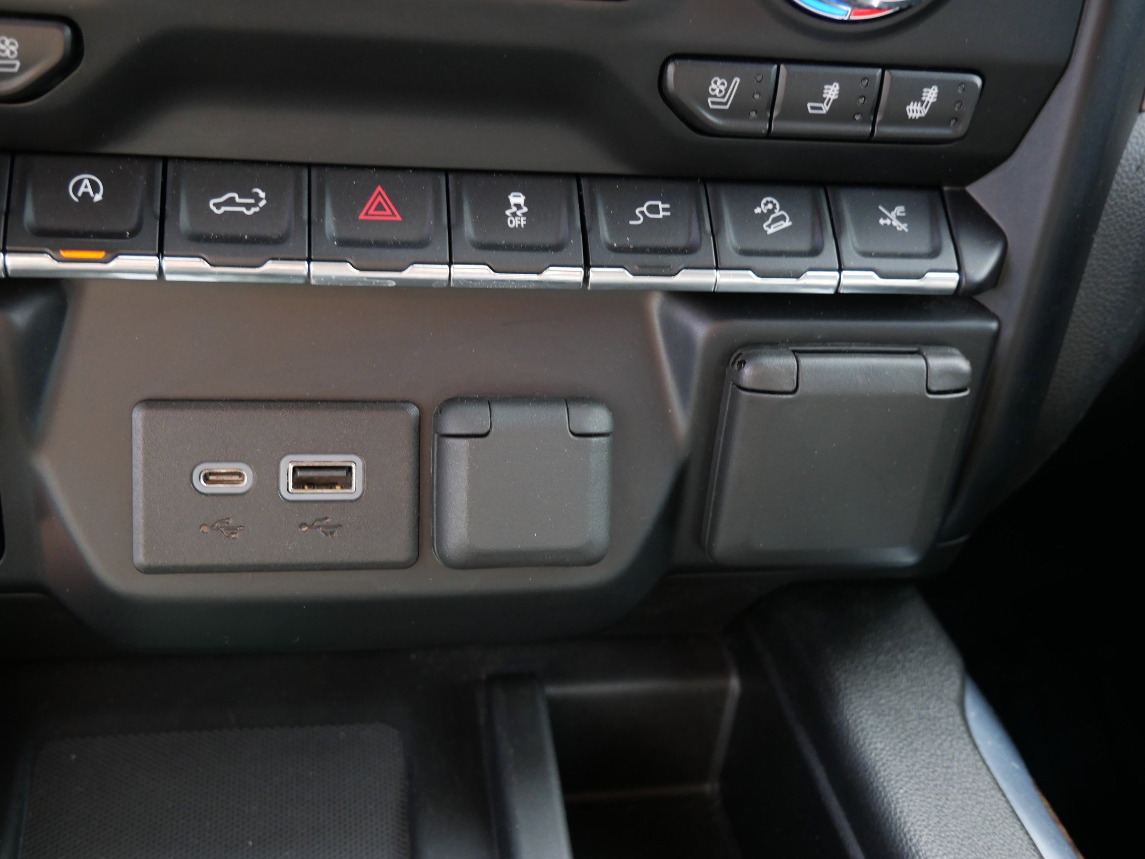 Used 2019 GMC Sierra 1500 Denali w/ Denali Ultimate Package AWD/4WD image 32