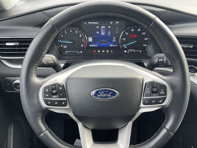 Certified 2022 Ford Explorer XLT w/ Equipment Group 202A image 25
