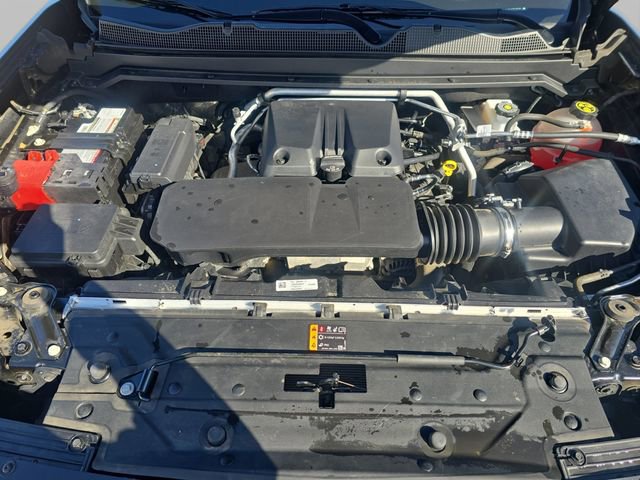 Used 2023 GMC Canyon AT4 w/ Technology Package image 26