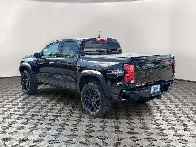 Used 2024 Chevrolet Colorado Trail Boss w/ Advanced Trailering Package AWD/4WD image 4