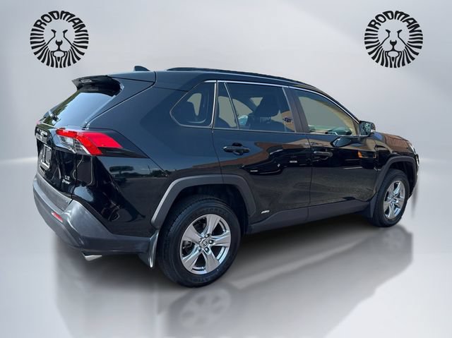Used 2025 Toyota RAV4 LE AWD/4WD image 6