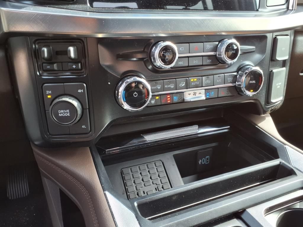 Certified 2025 Ford F350 King Ranch AWD/4WD image 22