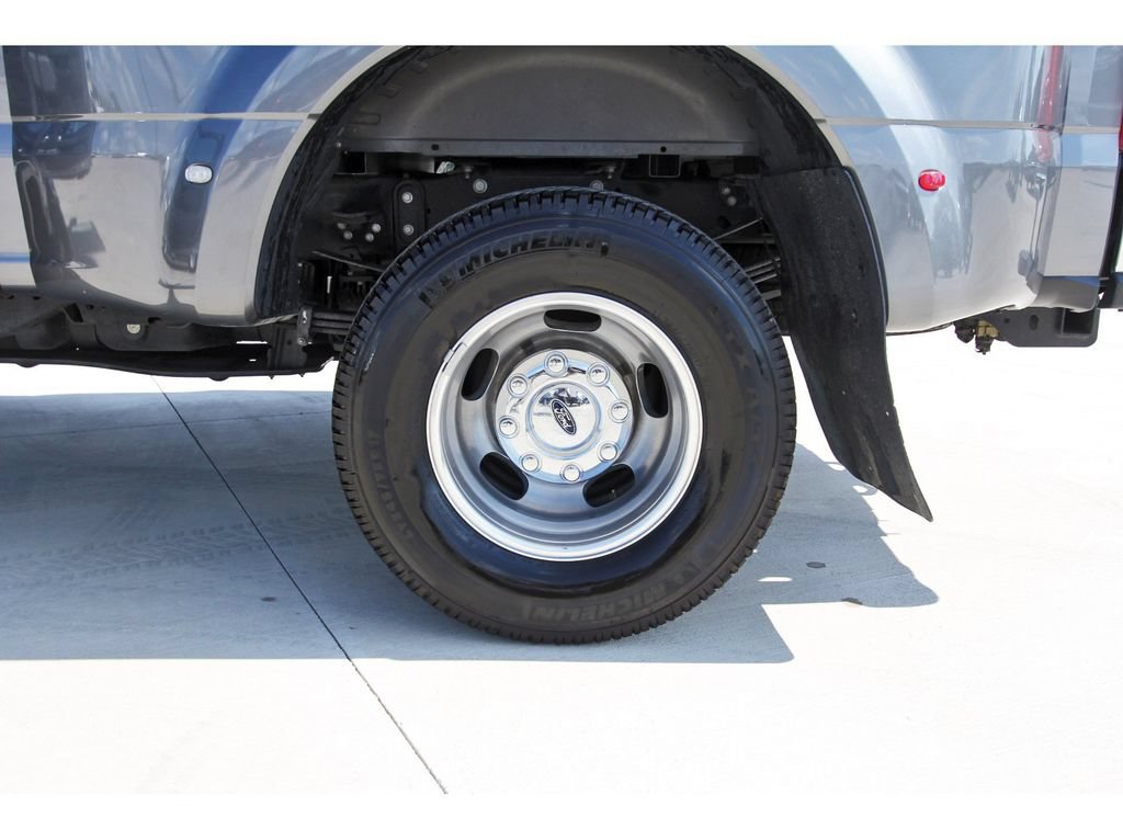 Certified 2024 Ford F350 Lariat AWD/4WD image 32