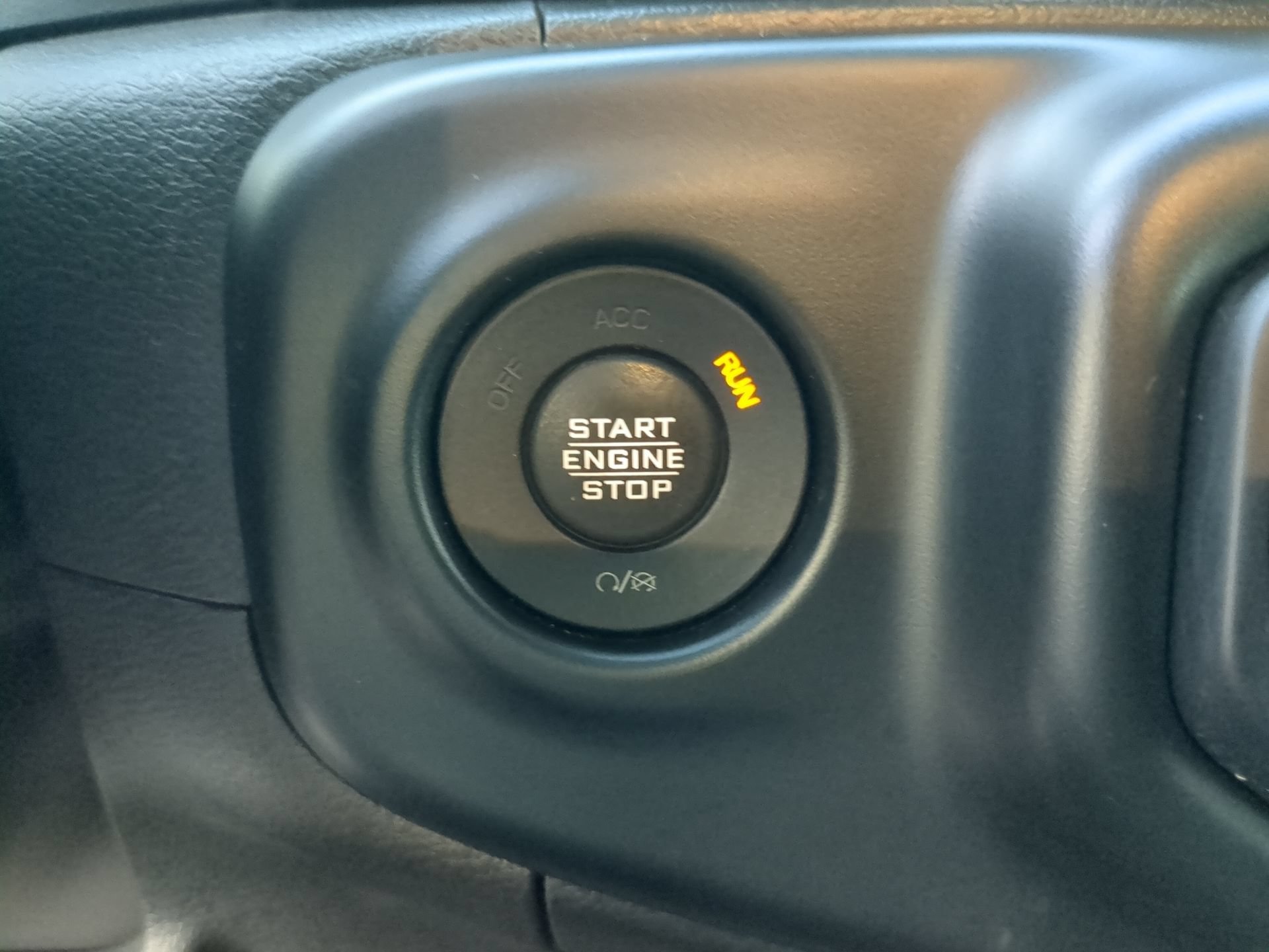 Used 2022 Jeep Gladiator Sport AWD/4WD image 65