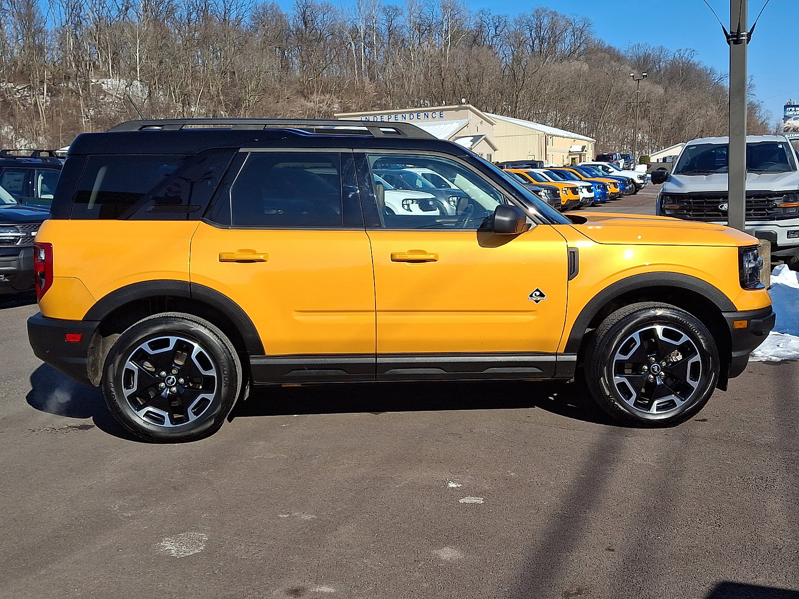Certified 2023 Ford Bronco Sport Outer Banks w/ Tech Package image 12