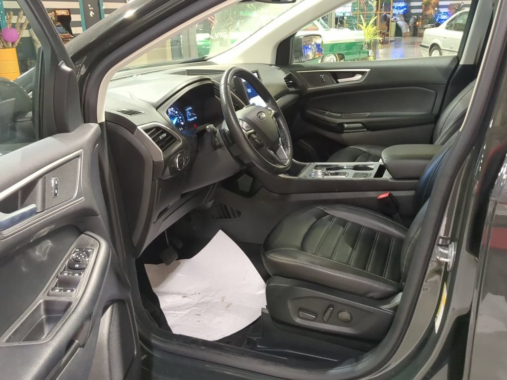 Certified 2022 Ford Edge SEL w/ Convenience Package AWD/4WD image 15