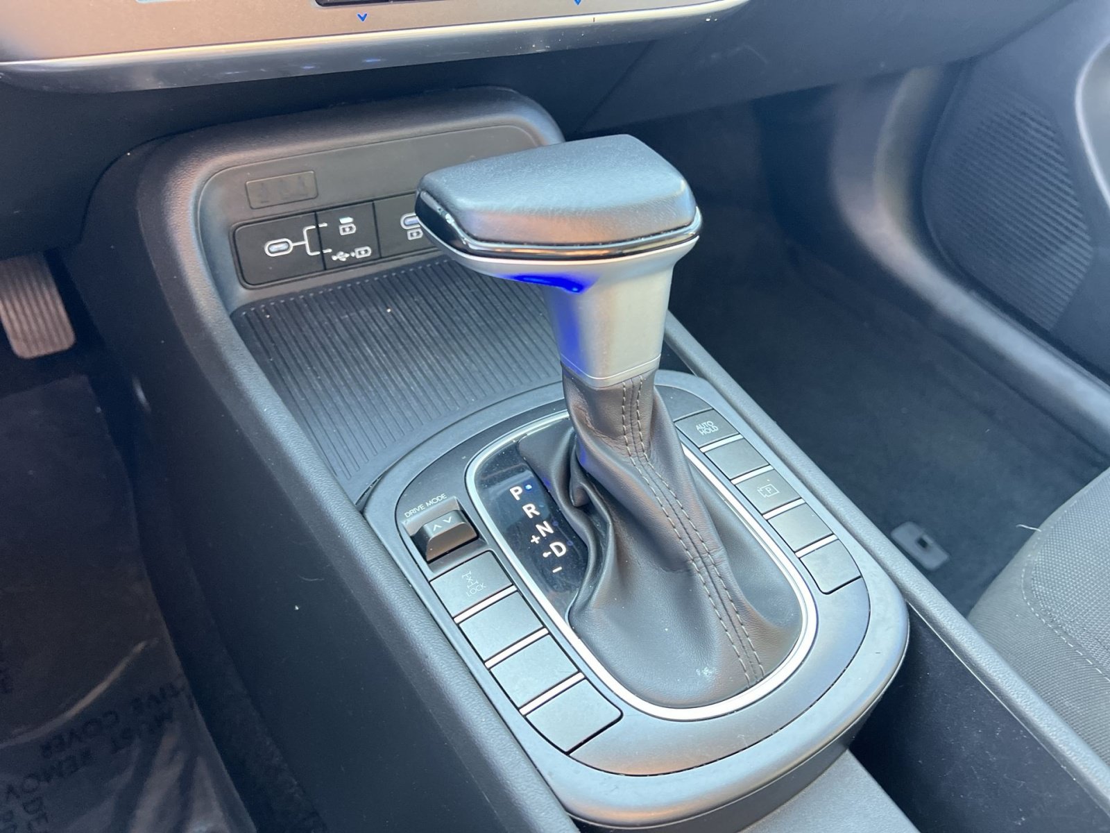 Used 2025 Hyundai Kona SEL AWD/4WD image 29