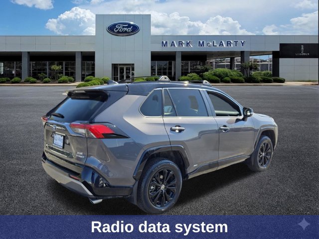 Used 2024 Toyota RAV4 XSE AWD/4WD image 5