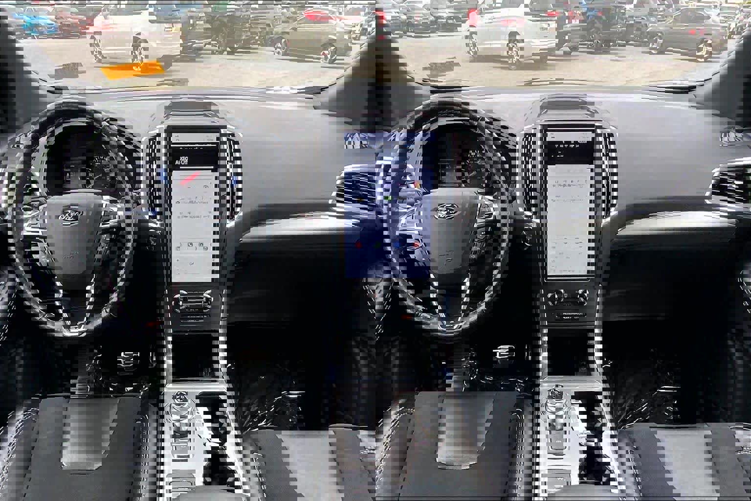 Certified 2022 Ford Edge ST w/ Equipment Group 401A image 15