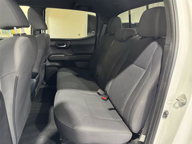 Used 2019 Toyota Tacoma TRD Sport AWD/4WD image 22