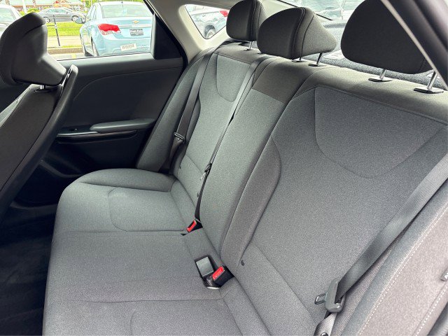 Used 2025 Kia K4 FWD image 10