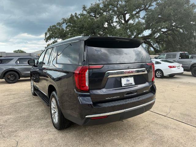 Used 2023 GMC Yukon XL SLT RWD image 2