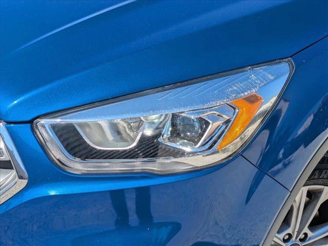 Certified 2017 Ford Escape SE w/ Equipment Group 201A image 6
