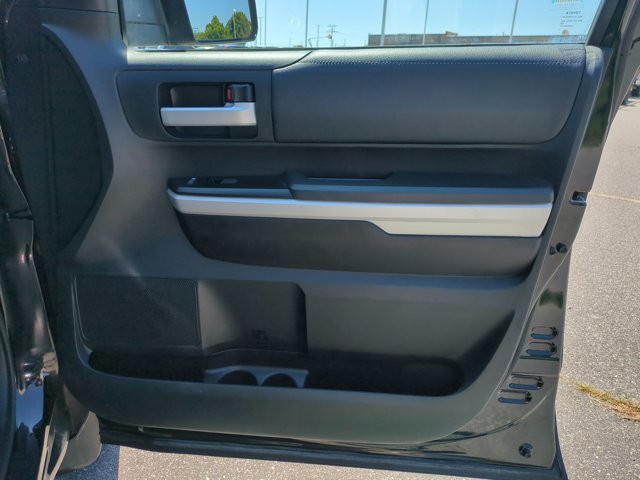 Used 2018 Toyota Tundra SR5 AWD/4WD image 31