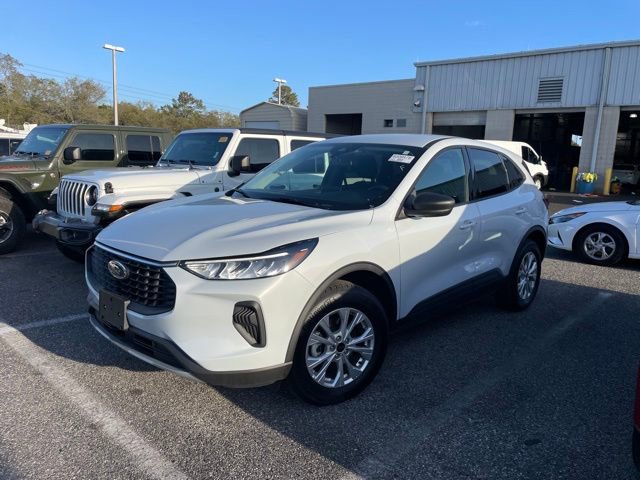 Certified 2025 Ford Escape Active image 7