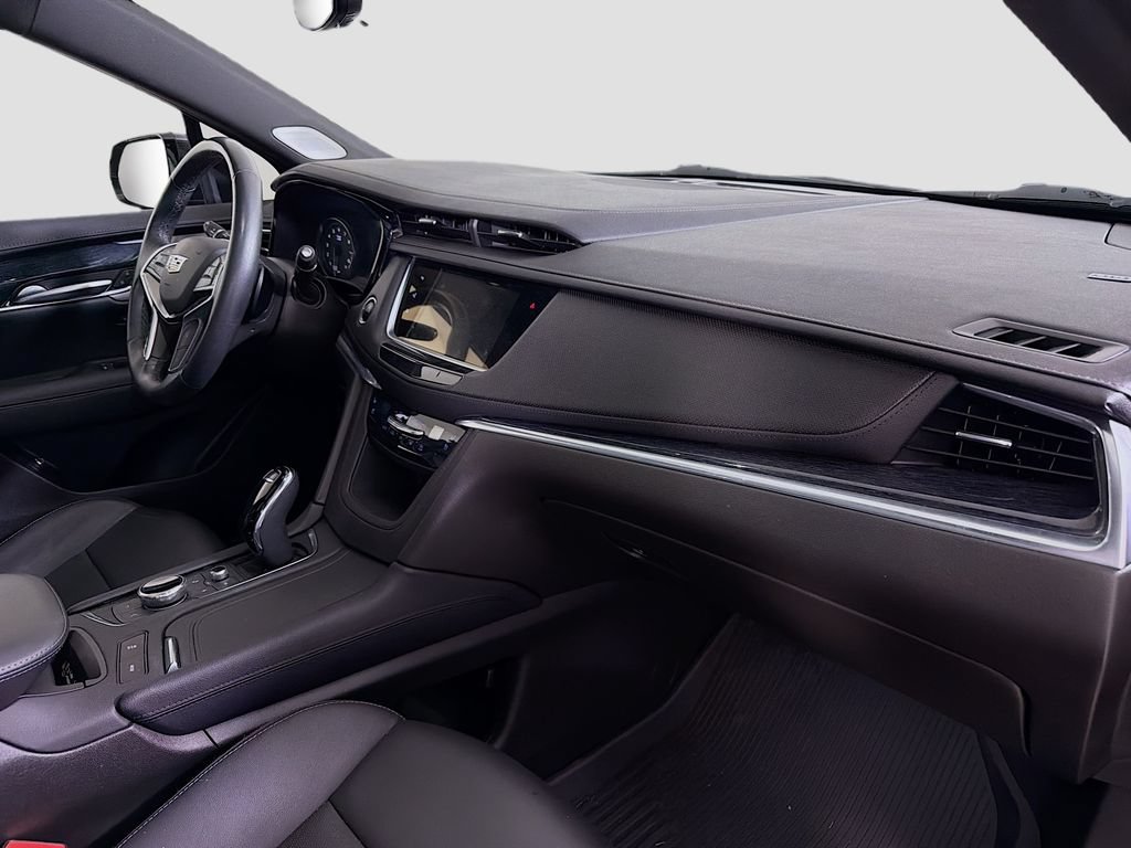 Used 2023 Cadillac XT5 Premium Luxury w/ Technology Package FWD image 34