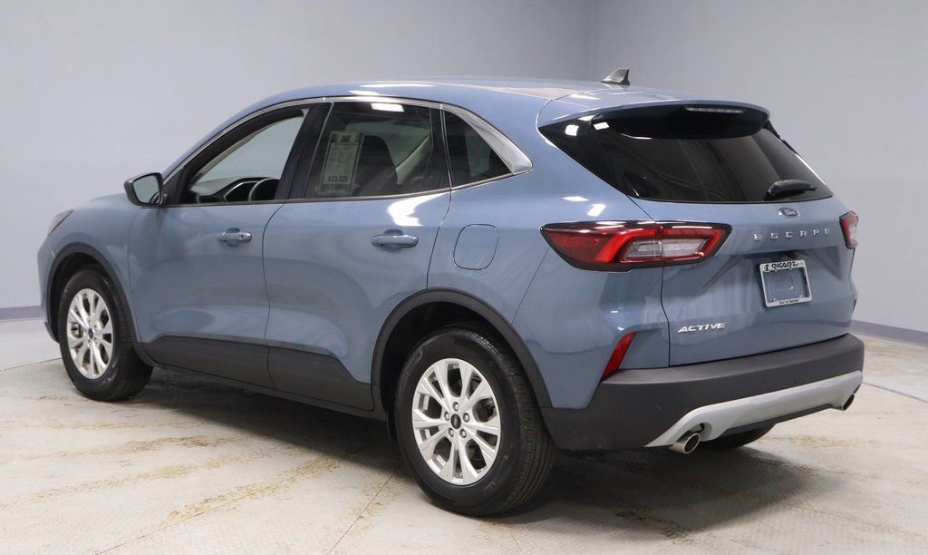 Certified 2023 Ford Escape Active image 3