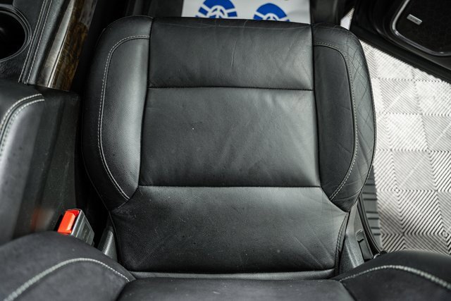 Used 2017 Chevrolet Suburban LT image 37