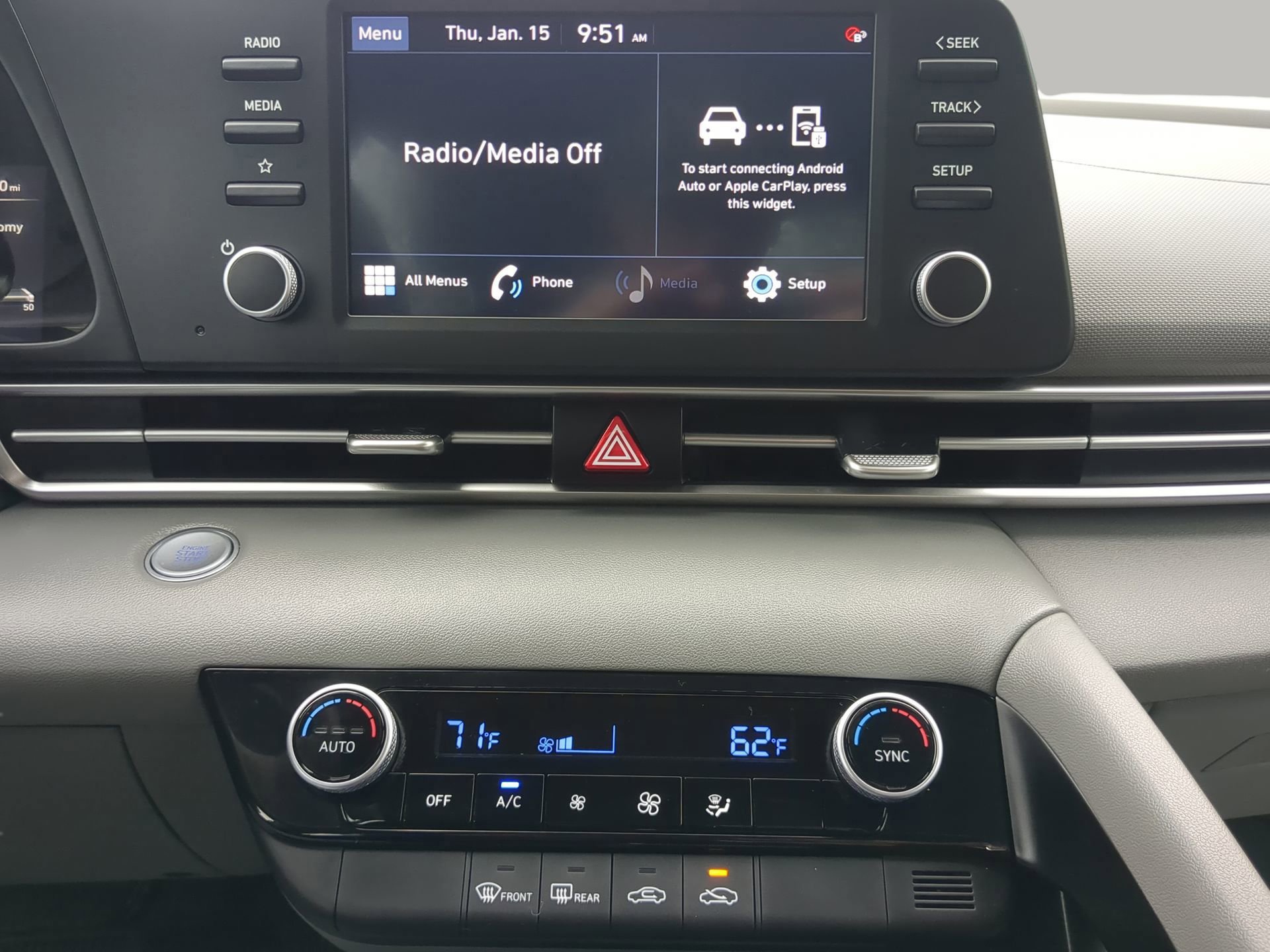 Used 2023 Hyundai Elantra SEL w/ Cargo Package image 48