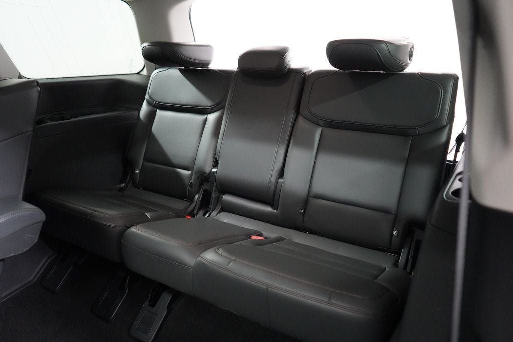 Certified 2025 Ford Expedition Active AWD/4WD image 26