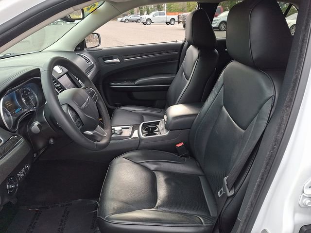 Used 2023 Chrysler 300 Touring L w/ Comfort Group AWD/4WD image 13