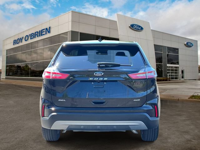 Certified 2024 Ford Edge SEL w/ Convenience Package AWD/4WD image 4