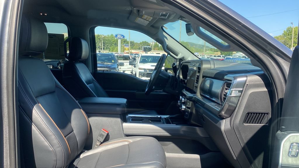 Certified 2025 Ford F350 Lariat AWD/4WD image 12