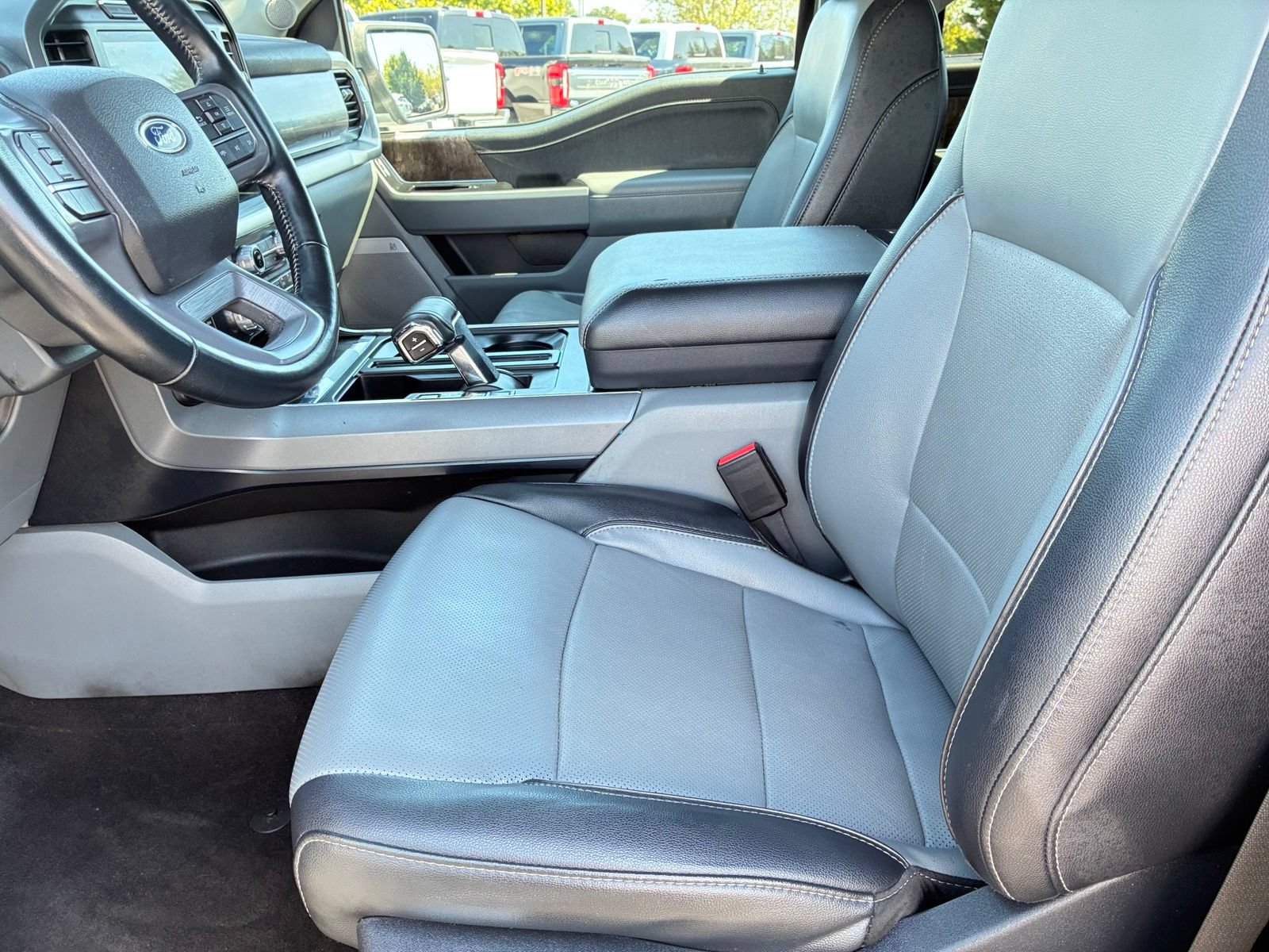 Certified 2023 Ford F150 Lariat w/ Trailer Tow Package AWD/4WD image 13