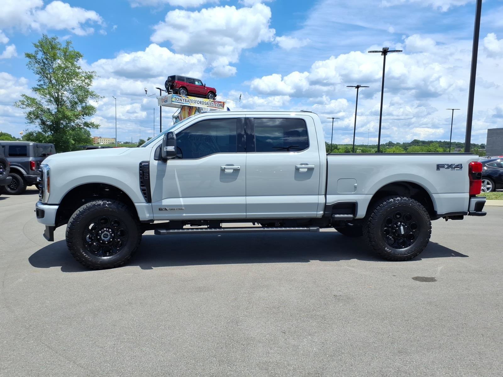 Certified 2025 Ford F250 Lariat w/ Black Appearance Package AWD/4WD image 6