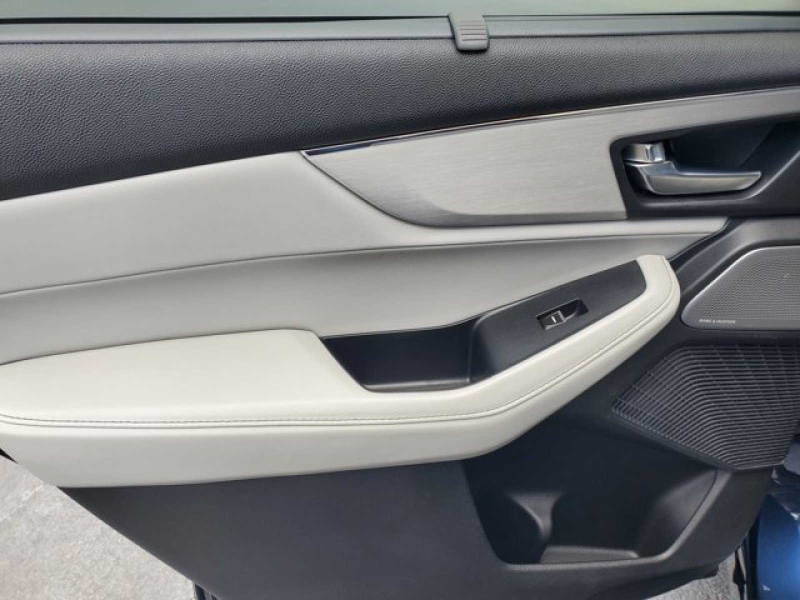 Used 2025 Acura MDX FWD w/ Technology Package image 34