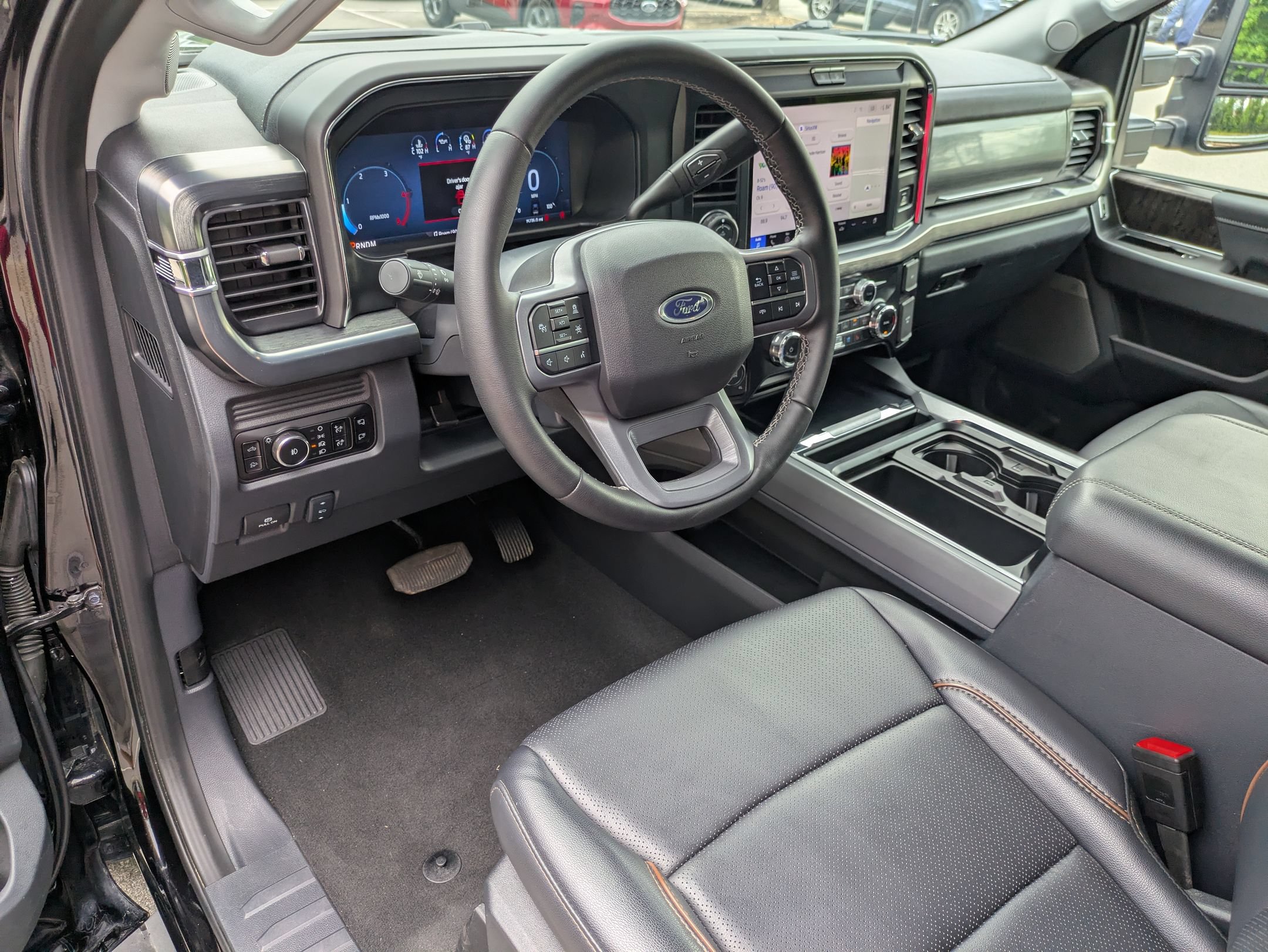 Certified 2025 Ford F350 Lariat w/ Lariat Ultimate Package AWD/4WD image 15